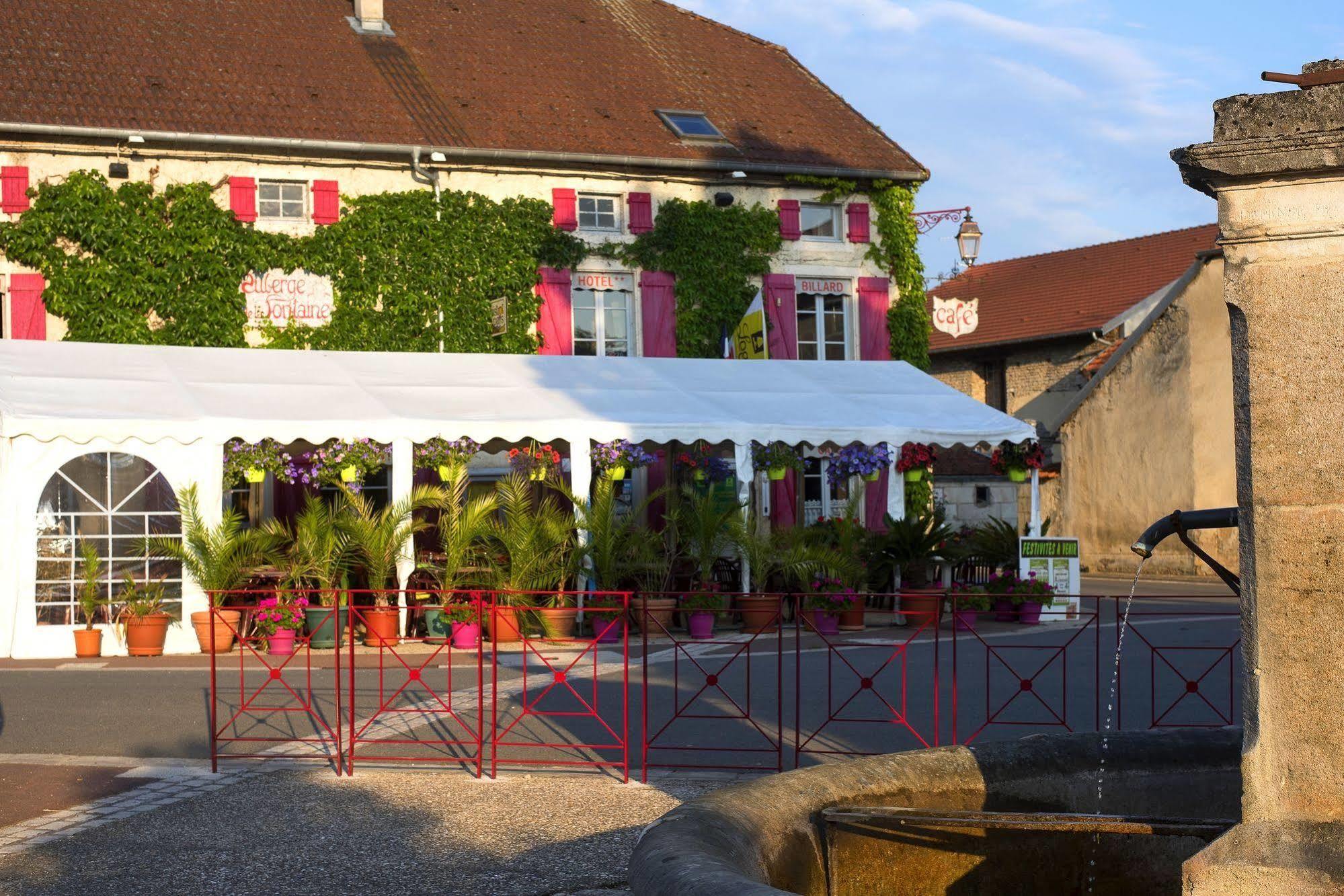 Auberge De La Fontaine Villiers-sur-Suize Buitenkant foto